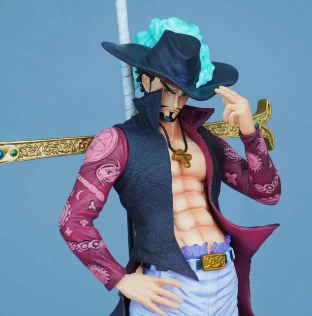 The World's Strongest Swordsman 🦅⚔️✨ – 30cm Dracule Mihawk Anime Figure. Premium PVC Statue & Collectible Model. The Black Blade Descends 🌑🏴‍☠️