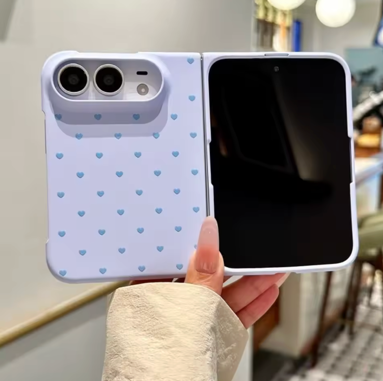 The Lovebloom Armor 💖🌸✨ – Colorful Heart Pattern iPhone Fold Case. All-Inclusive Shockproof PC Hard Bumper. Cute Protection That Falls in Love With Your Phone 📱💕